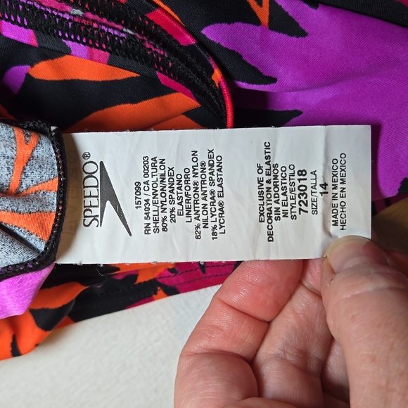Speedo Hawaiian Print Swimsuit Size 14 - Picture 5 of 9